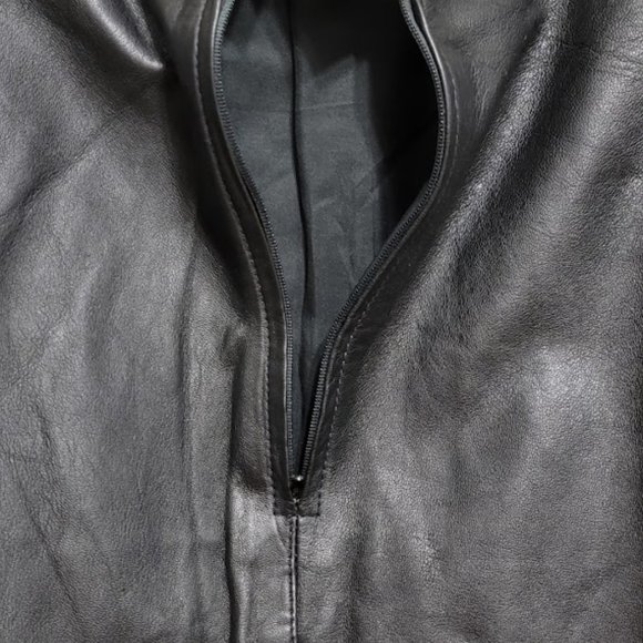 Bagatelle Genuine Leather Black Skirt with Slit in the Back - Picture 3 of 8